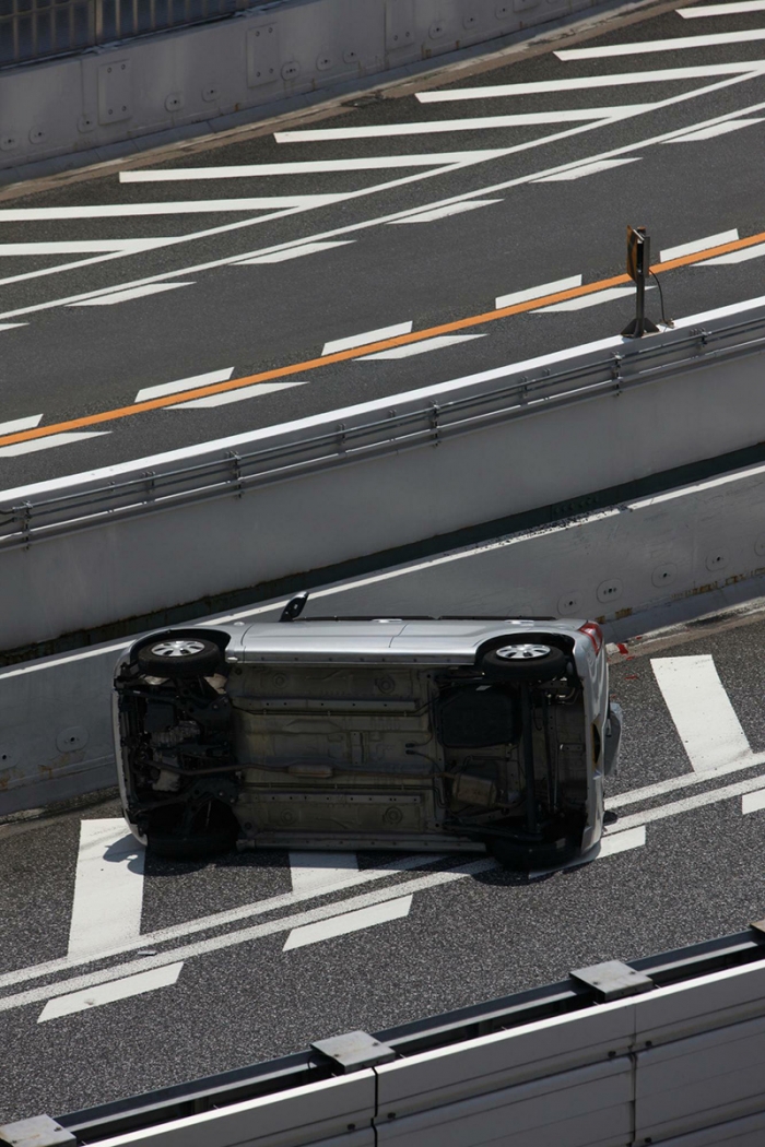 もし、単独事故で同乗の家族を死傷させてしまったら……（写真:イメージマート）